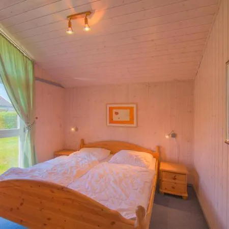 בית נופש Seeschwalbe 222 מירו